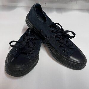 Converse All-Stars - All-Black/Triple-Black Low-Top Shoes - Womens 7/Mens 5